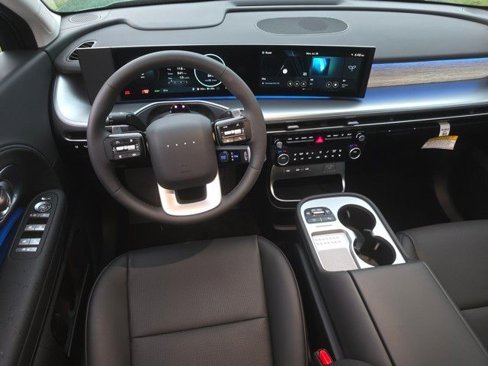New 2026 Hyundai Ioniq 9 SEL image 3