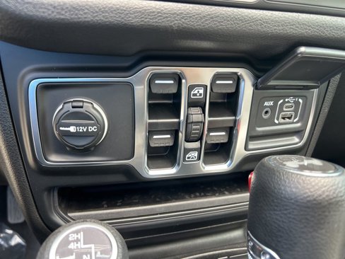 New 2025 Jeep Wrangler Sport S image 40