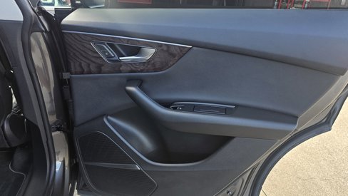 Used 2019 Audi Q8 Premium Plus image 30