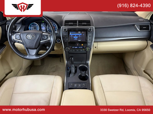 Used 2016 Toyota Camry XLE image 19