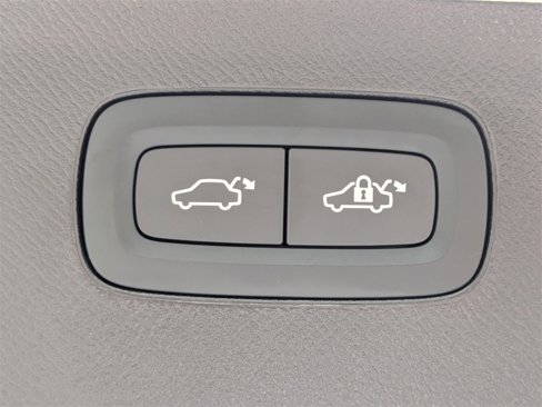 New 2026 Volvo XC90 B6 Plus w/ Protection Package Premier image 14