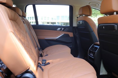 New 2026 BMW X7 xDrive40i image 26