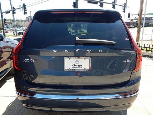 New 2026 Volvo XC90 B5 Ultra image 9