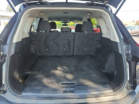 Used 2023 Nissan Rogue S image 18