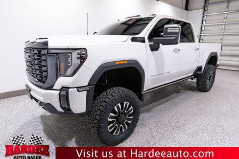 Used 2024 GMC Sierra 2500 Denali Ultimate image 2