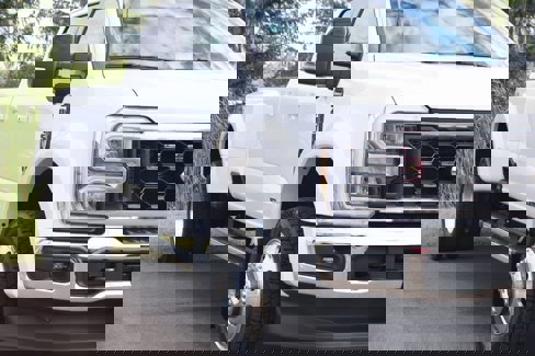 Used 2025 Ford F450 Lariat image 54