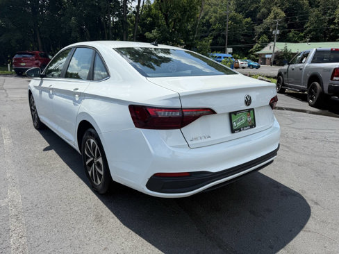 Used 2024 Volkswagen Jetta S image 8