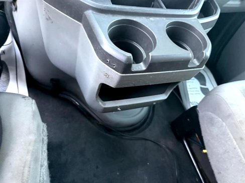 Used 2014 Ford E-150 and Econoline 150 w/ Power Group image 17