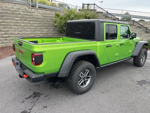 New 2025 Jeep Gladiator Mojave image 12