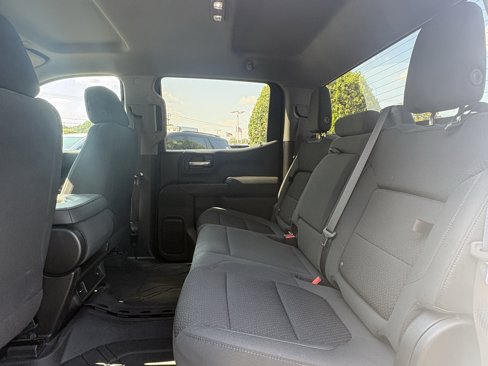Used 2021 Chevrolet Silverado 1500 Custom w/ Custom Max Trailering Package image 10