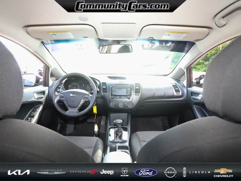 Used 2018 Kia Forte LX w/ LX Rear Camera Package image 23