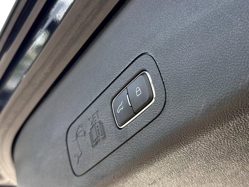 Certified 2022 Lincoln Aviator Reserve w/ Equipment Group 201A image 10