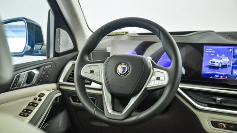 New 2026 BMW ALPINA XB7 image 20