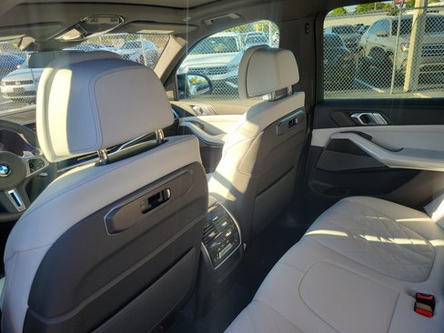 New 2026 BMW X5 M60i w/ Climate Comfort Package image 13