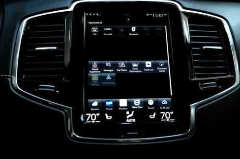 Used 2021 Volvo XC90 T8 R-Design w/ Advanced Package image 55