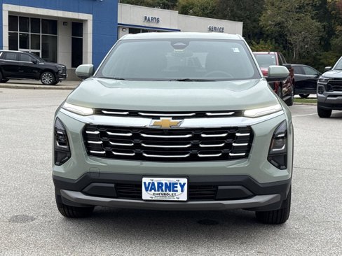 New 2026 Chevrolet Equinox LT w/ Convenience Package II image 2