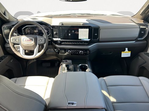 New 2026 GMC Sierra 1500 SLT image 3