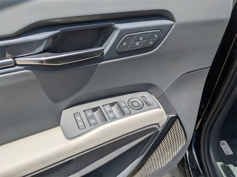 New 2026 Kia EV9 Land image 18