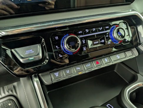 New 2026 GMC Sierra 2500 Denali Ultimate image 25