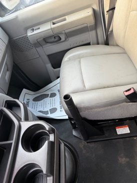 Used 2014 Ford E-350 and Econoline 350 Super Duty image 34