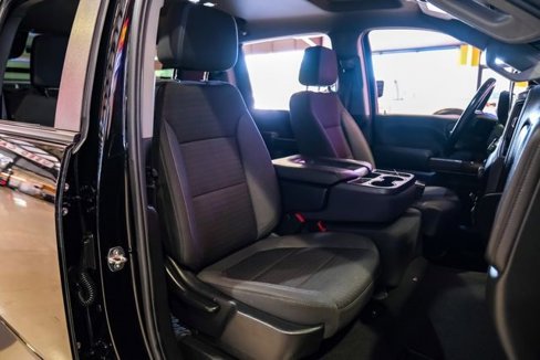 Used 2023 Chevrolet Silverado 3500 LT image 30