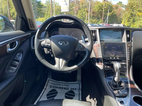 Used 2014 INFINITI Q50 Sport w/ Deluxe Touring Package image 23