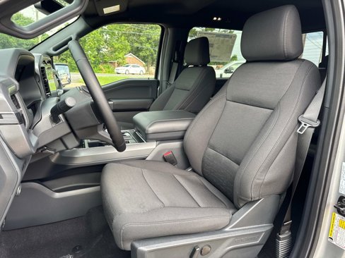 New 2025 Ford F150 XLT w/ Equipment Group 302A MID image 8