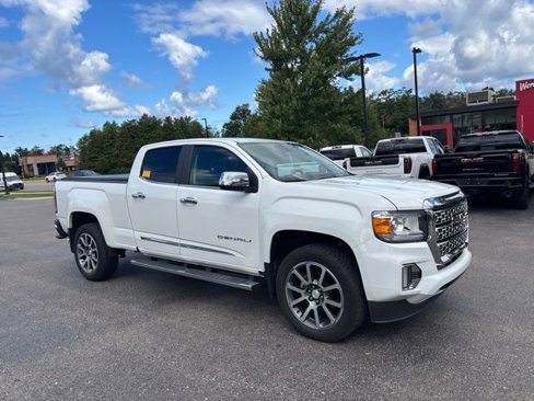 Used 2021 GMC Canyon Denali image 4