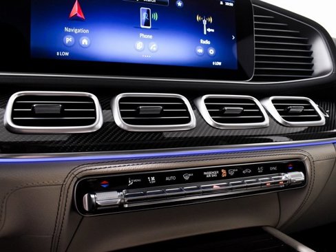 New 2026 Mercedes-Benz GLE 53 AMG 4MATIC Coupe image 32