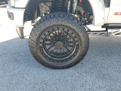 New 2026 Ford F350 Platinum image 6