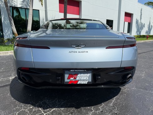 Used 2018 Aston Martin DB11 V12 image 23