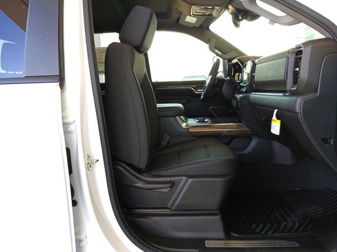New 2026 Chevrolet Silverado 3500 LT w/ Texas Edition image 29