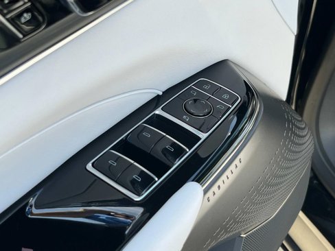 New 2026 Cadillac Lyriq Sport image 22