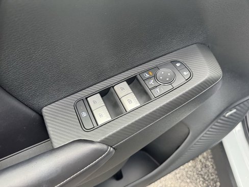 New 2025 Mitsubishi Outlander AWD image 15
