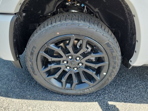 New 2025 RAM 1500 Limited image 26