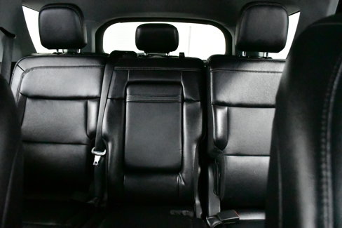 Used 2024 Ford Explorer Limited image 19