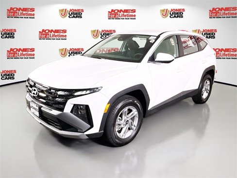 Certified 2025 Hyundai Tucson SE image 14