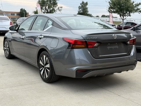 Used 2021 Nissan Altima 2.5 SV image 5