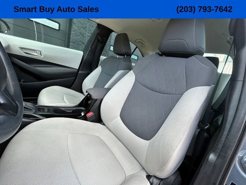 Used 2021 Toyota Corolla LE image 18