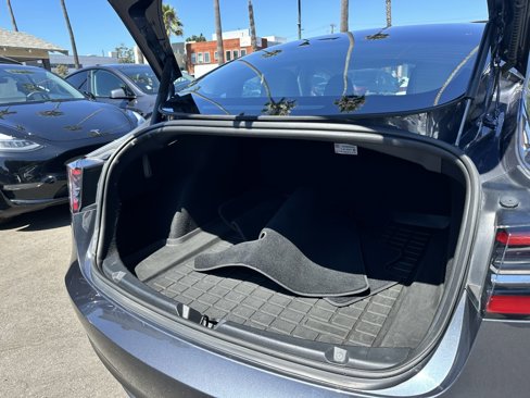 Used 2023 Tesla Model 3 Performance image 17