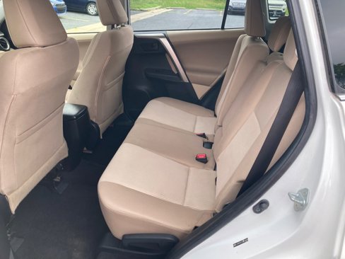 Used 2013 Toyota RAV4 XLE image 14
