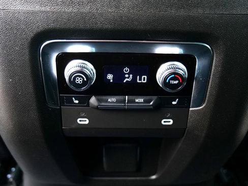 Used 2022 GMC Yukon Denali image 53