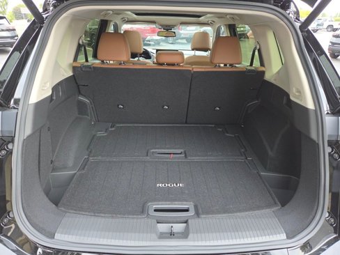 New 2026 Nissan Rogue Platinum image 34