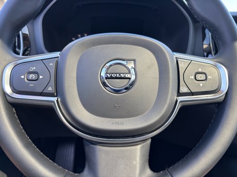 Used 2024 Volvo S60 T8 Core image 37