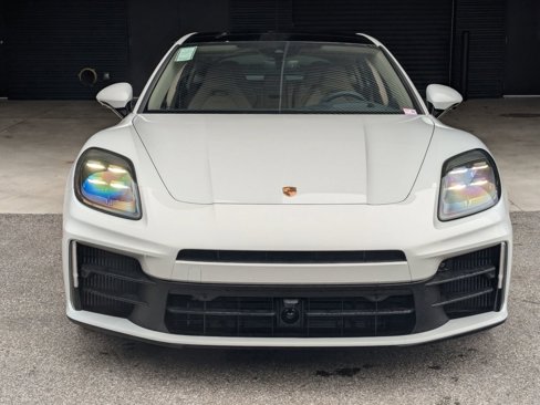 New 2025 Porsche Panamera 4 image 6