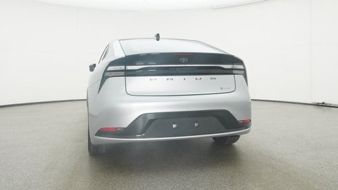 New 2025 Toyota Prius XLE image 16