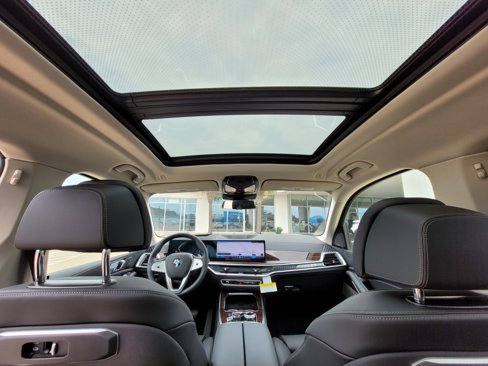 New 2026 BMW X7 xDrive40i w/ Executive Package image 44
