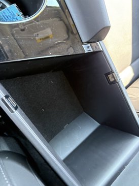Used 2024 Hyundai Elantra Limited image 40