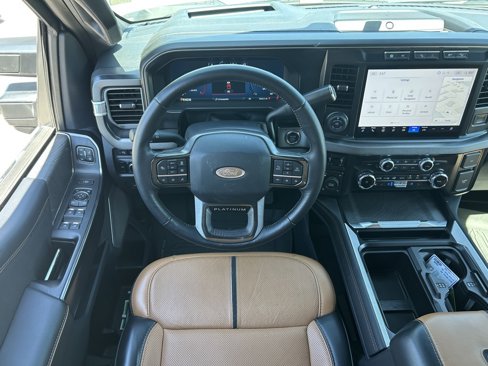 Used 2024 Ford F250 Platinum image 31