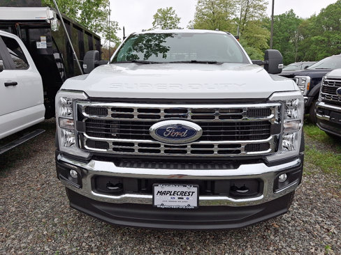 New 2025 Ford F550 4x4 Supercab Super Duty image 2